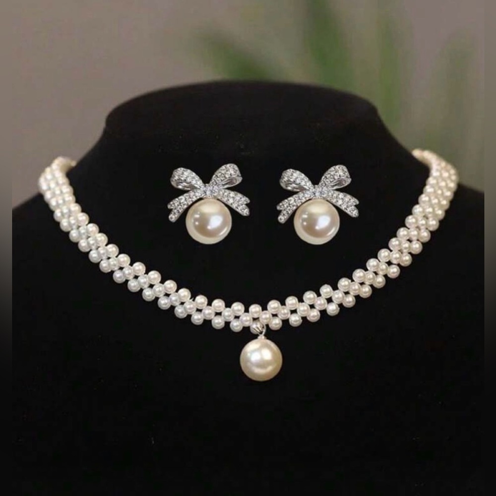 🤍Elegant 3 Piece Pearl & Rhinestone Jewelry Set🤍